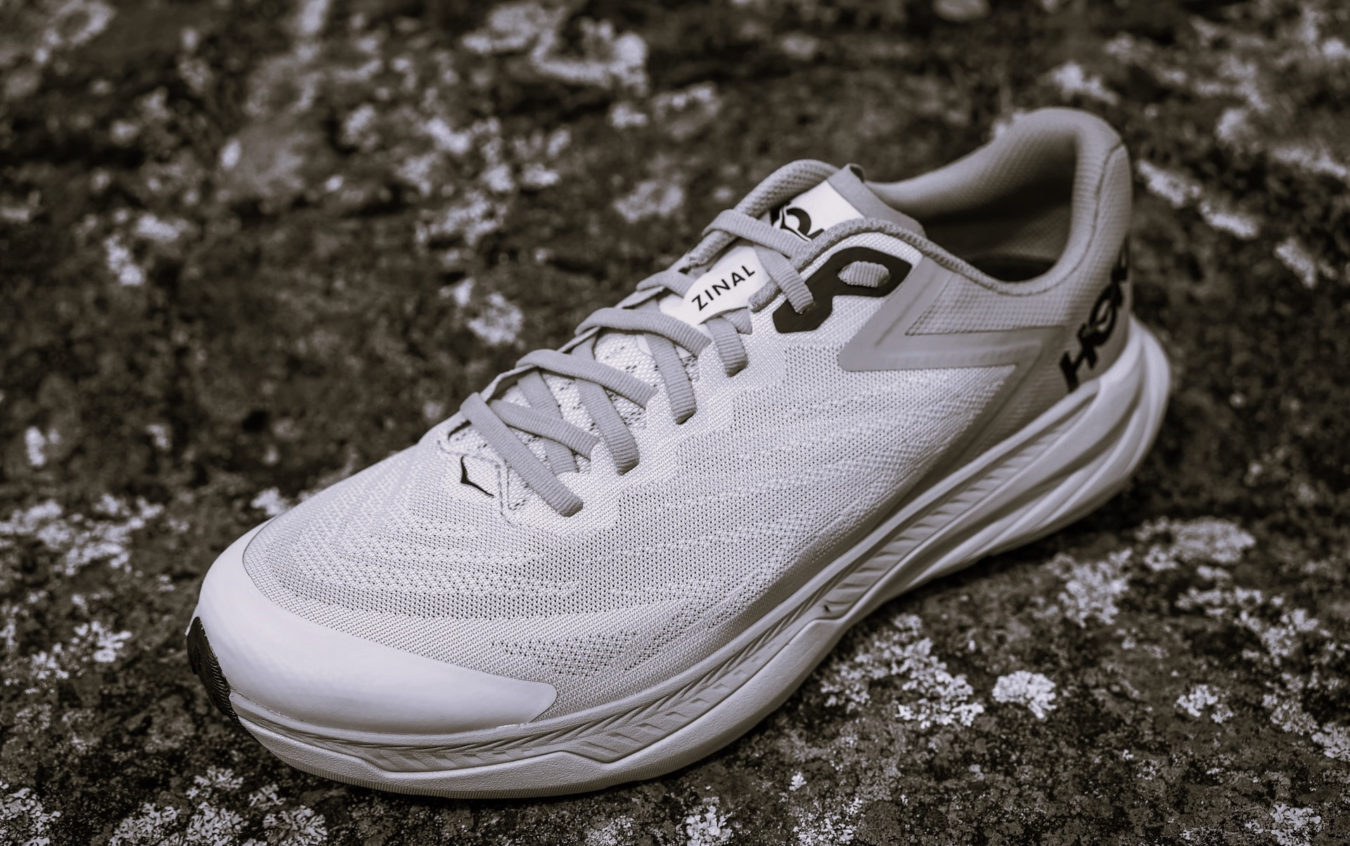 Adidași de la Hoka – Zinal pentru alergare montană