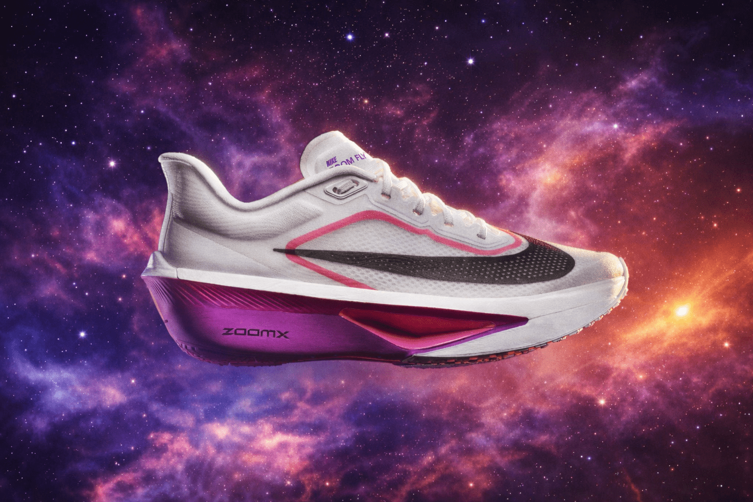 Adidasi Nike Zoom Fly 6 vs On Running Cloudboom Volt pentru alergatori